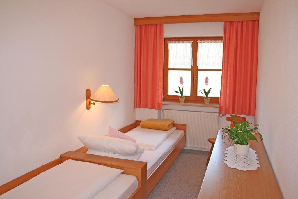 קלייס Ferienhaus Am Roemerweg חדר תמונה
